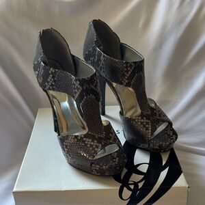 Women’s Grey Snakeskin Peep-Toe High Heels